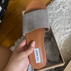 Romina Steve Madden sandals